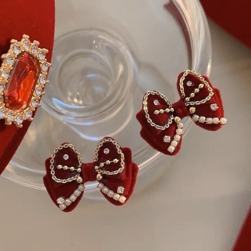 - - 18K GP red velvet bow-knot earrings